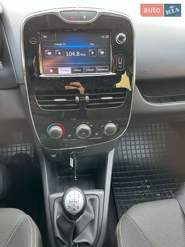 Хэтчбек Renault Clio 2013 в Луцке