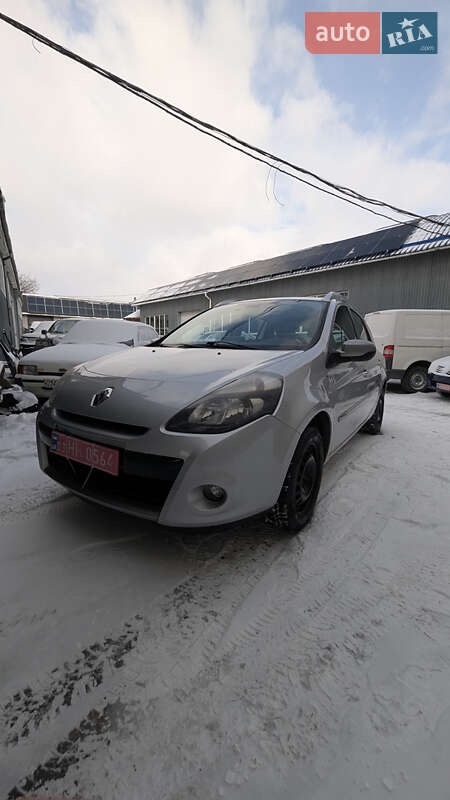 Универсал Renault Clio 2013 в Ровно