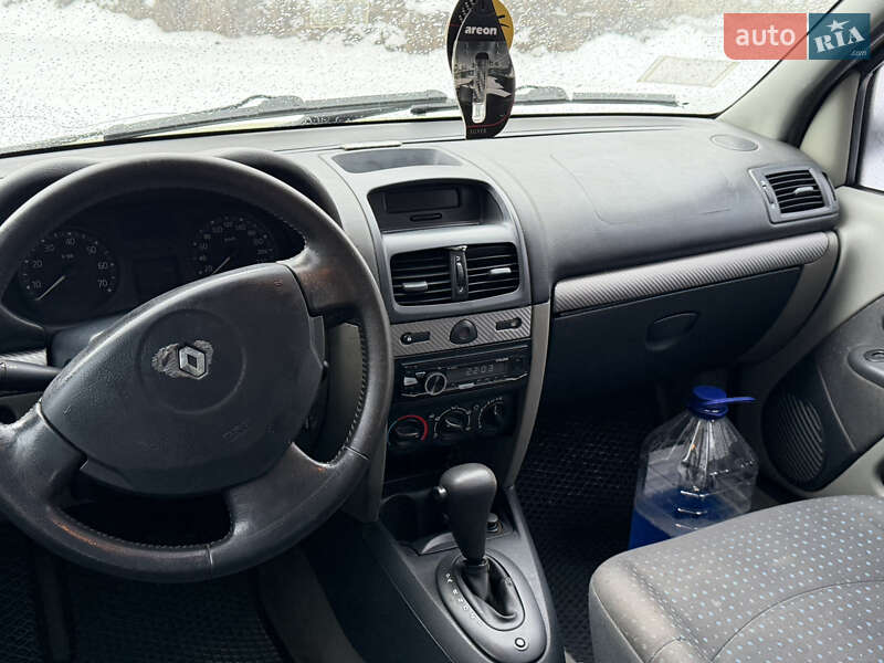 Хэтчбек Renault Clio 2004 в Золотоноше фото 7 Хэтчбек Renault Clio 2004 в Золотоноше