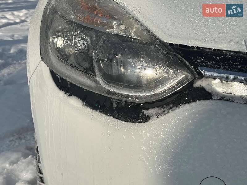 Хэтчбек Renault Clio 2016 в Киеве