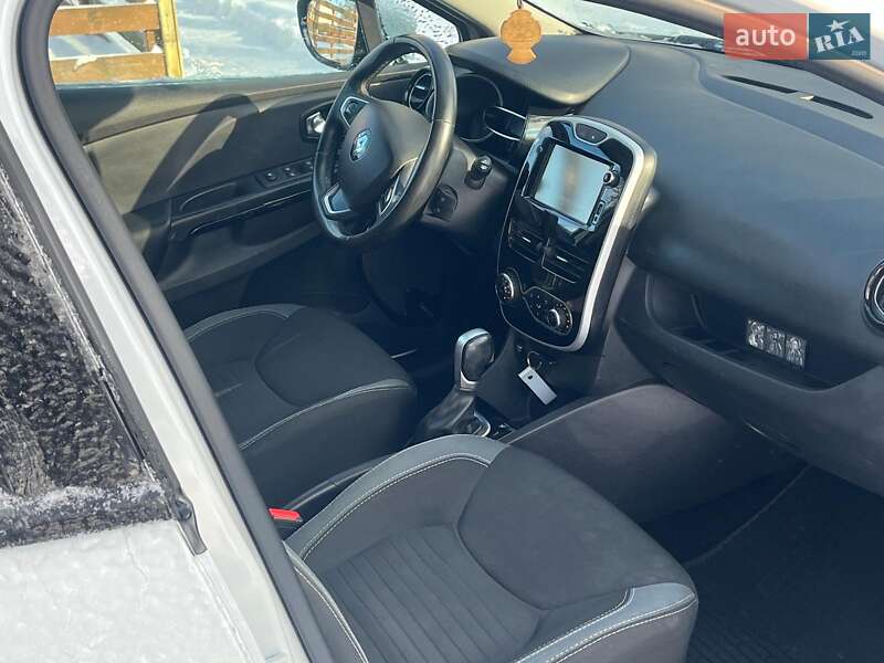 Хэтчбек Renault Clio 2016 в Киеве