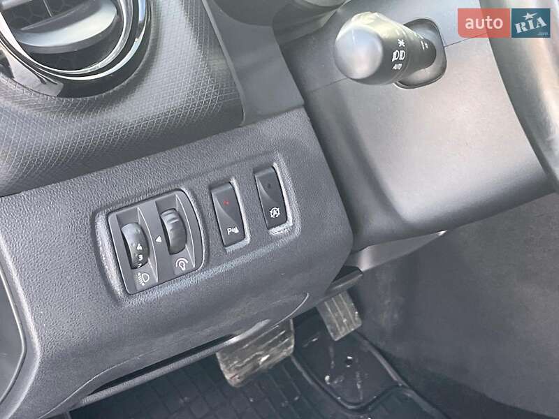 Хэтчбек Renault Clio 2016 в Киеве