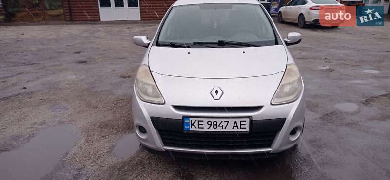 Хэтчбек Renault Clio 2010 в Павлограде