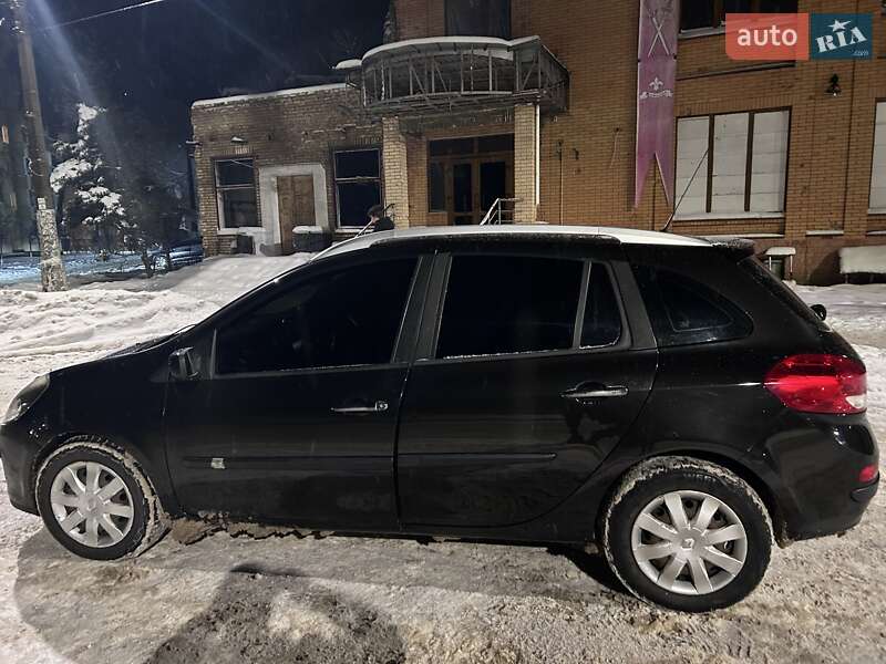 Универсал Renault Clio 2008 в Ирпене