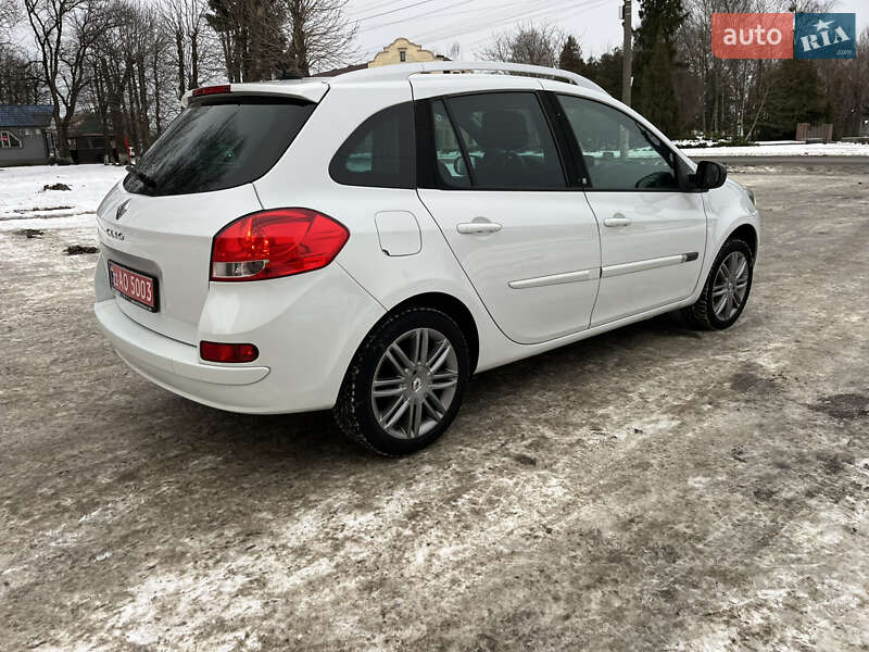 Универсал Renault Clio 2010 в Шепетовке