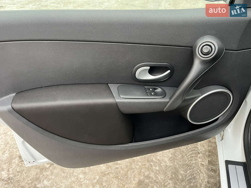 Универсал Renault Clio 2010 в Шепетовке