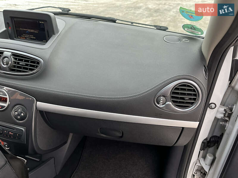 Универсал Renault Clio 2010 в Шепетовке