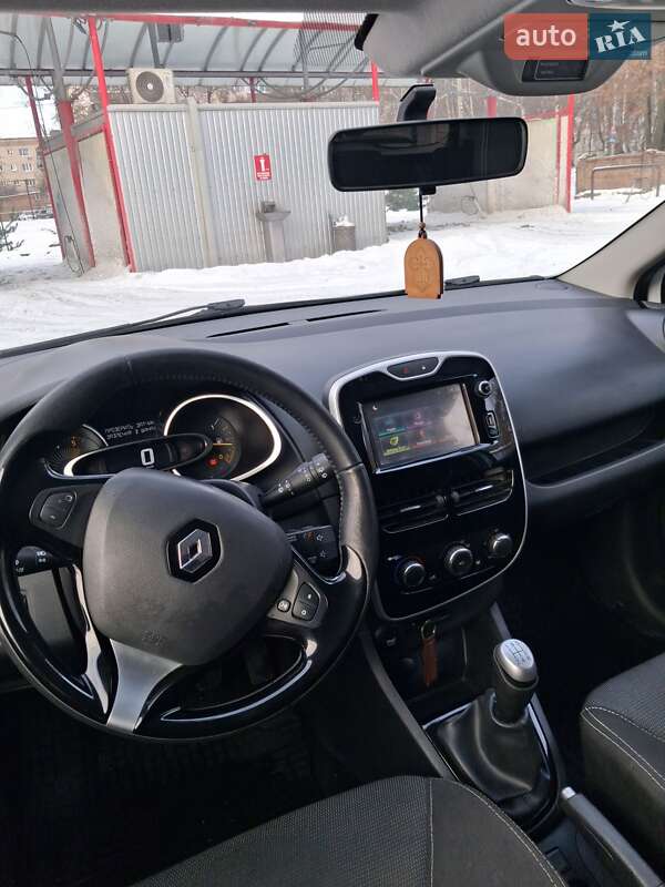 Универсал Renault Clio 2016 в Конотопе