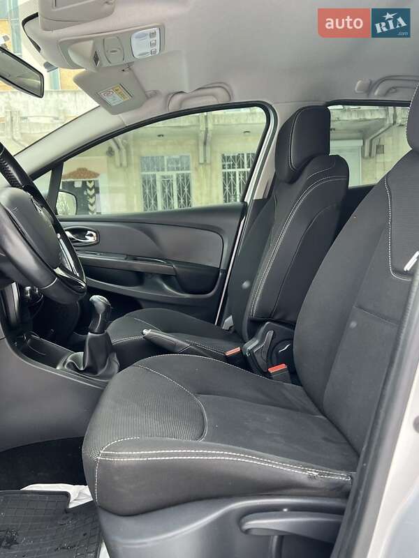 Универсал Renault Clio 2014 в Карловке фото 19 Универсал Renault Clio 2014 в Карловке