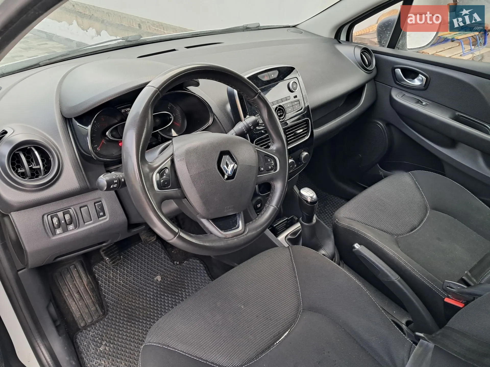 2017 Renault Clio - мініатюра 5