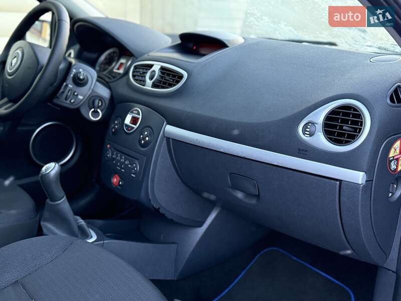 Універсал Renault Clio 2008 в Сарнах