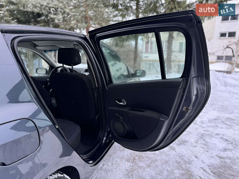 Хетчбек Renault Clio 2007 в Хмельницькому фото 10 Хетчбек Renault Clio 2007 в Хмельницькому