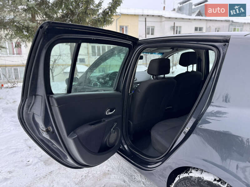 Хетчбек Renault Clio 2007 в Хмельницькому фото 30 Хетчбек Renault Clio 2007 в Хмельницькому