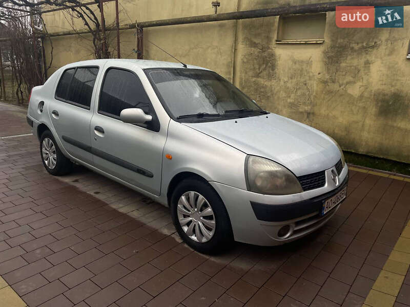 Хэтчбек Renault Clio 2003 в Ужгороде фото 3 Хэтчбек Renault Clio 2003 в Ужгороде