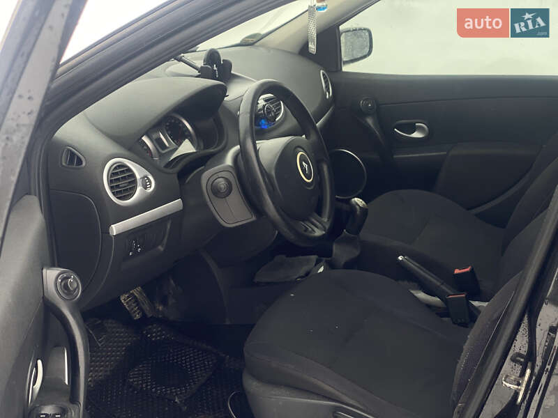 Універсал Renault Clio 2008 в Львові