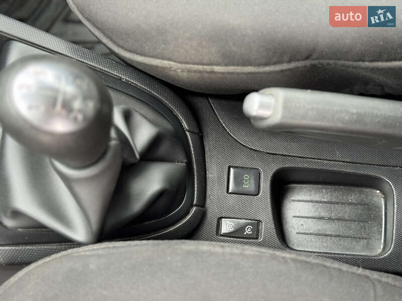 Универсал Renault Clio 2015 в Самборе фото 11 Универсал Renault Clio 2015 в Самборе