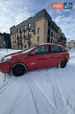 Універсал Renault Clio 2011 в Івано-Франківську