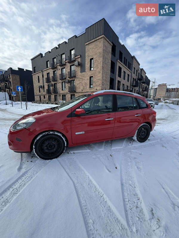 Renault Clio 2011 Renault Clio 2011