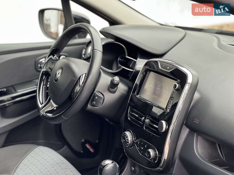 Универсал Renault Clio 2013 в Ровно фото 19 Универсал Renault Clio 2013 в Ровно