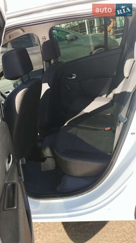 Хетчбек Renault Clio 2010 в Києві