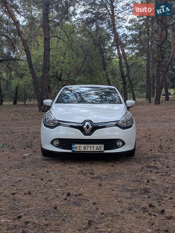 Хэтчбек Renault Clio 2013 в Днепре