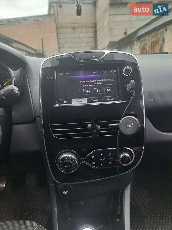 Універсал Renault Clio 2014 в Запоріжжі