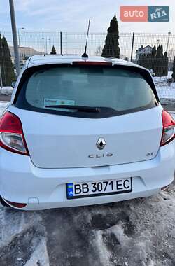 Хетчбек Renault Clio 2011 в Борисполі фото 34 Хетчбек Renault Clio 2011 в Борисполі