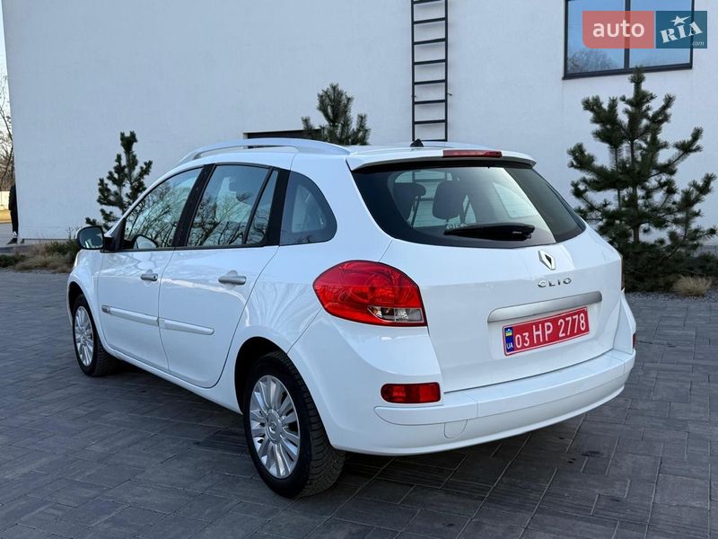 Універсал Renault Clio 2010 в Луцьку