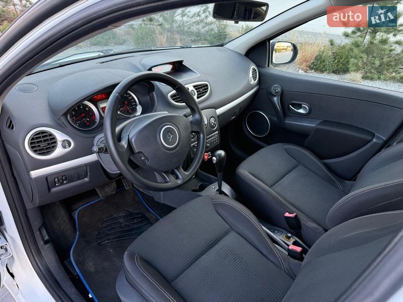 Універсал Renault Clio 2010 в Луцьку
