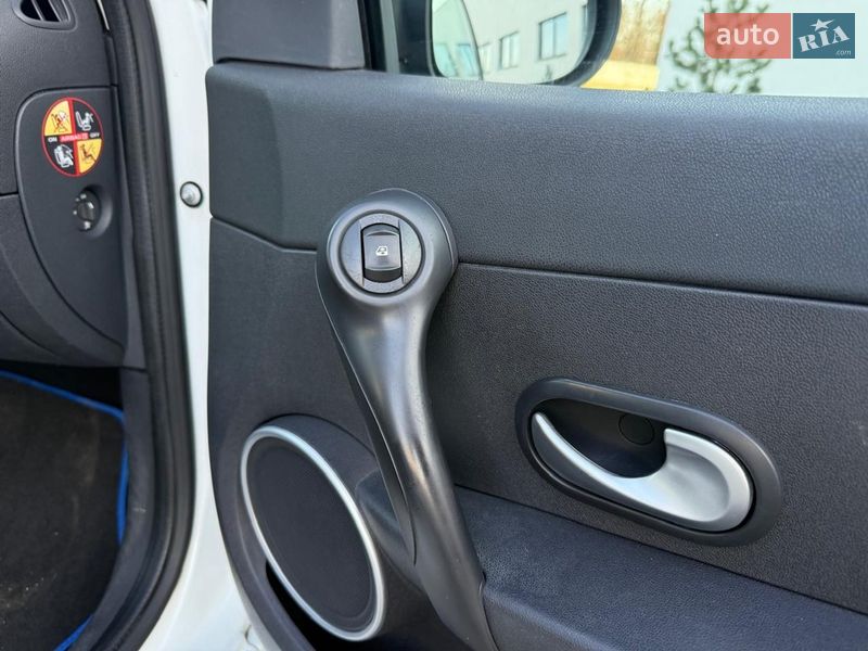 Універсал Renault Clio 2010 в Луцьку