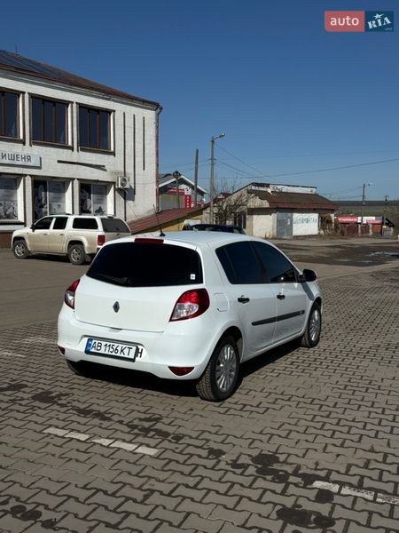 Хэтчбек Renault Clio 2012 в Ладыжине
