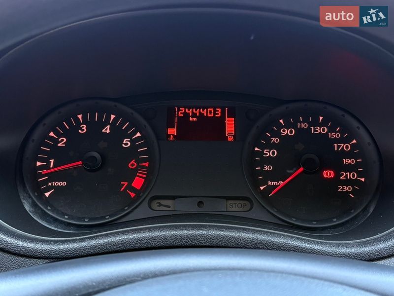 Хэтчбек Renault Clio 2012 в Ладыжине