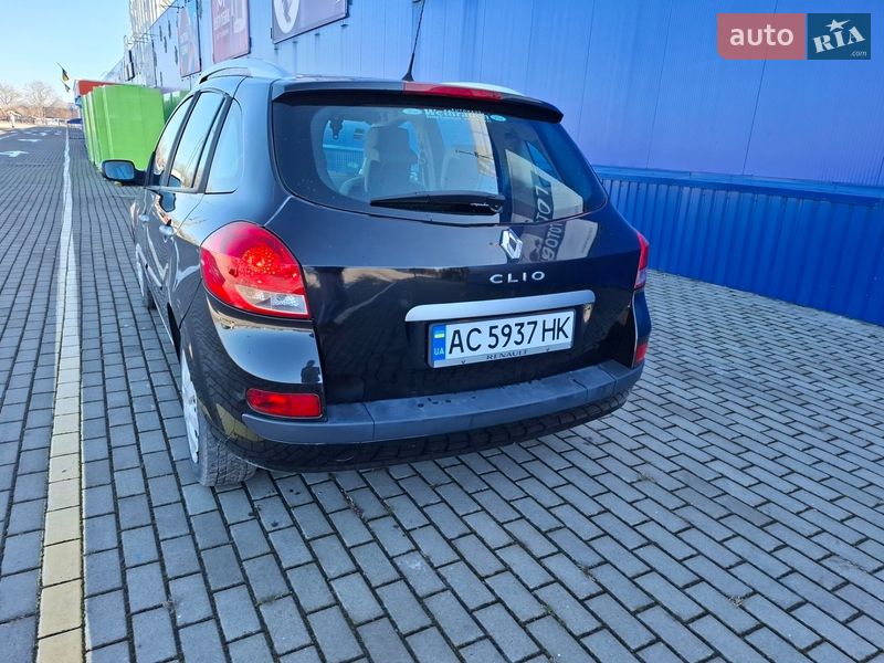 Универсал Renault Clio 2009 в Нововолынске