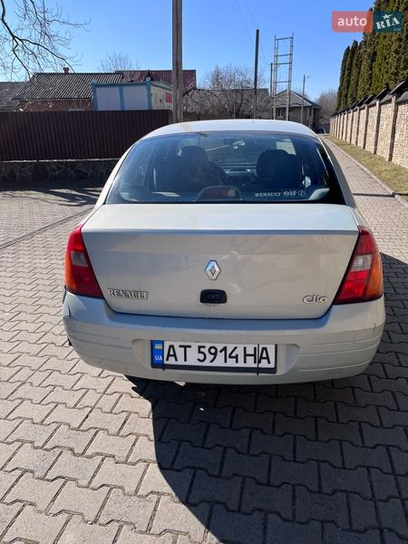 Хэтчбек Renault Clio 2001 в Надворной