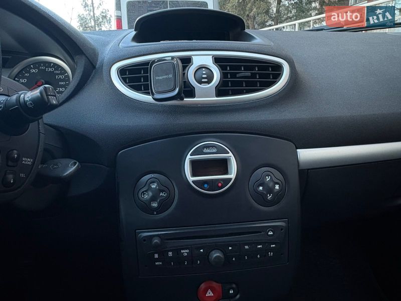 Универсал Renault Clio 2009 в Львове