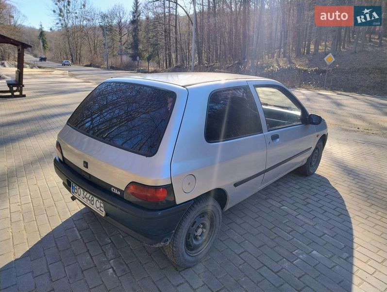Хэтчбек Renault Clio 1991 в Кременце