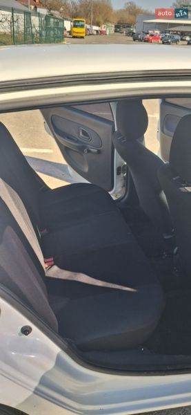 Хетчбек Renault Clio 2005 в Ужгороді