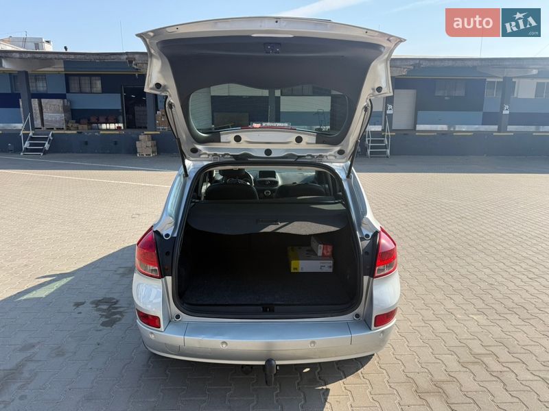 Универсал Renault Clio 2012 в Ровно