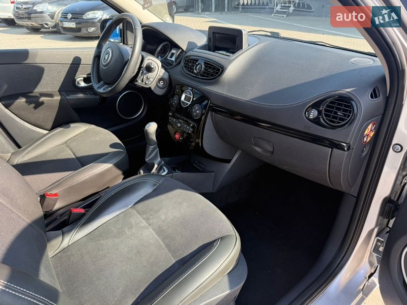 Универсал Renault Clio 2012 в Ровно