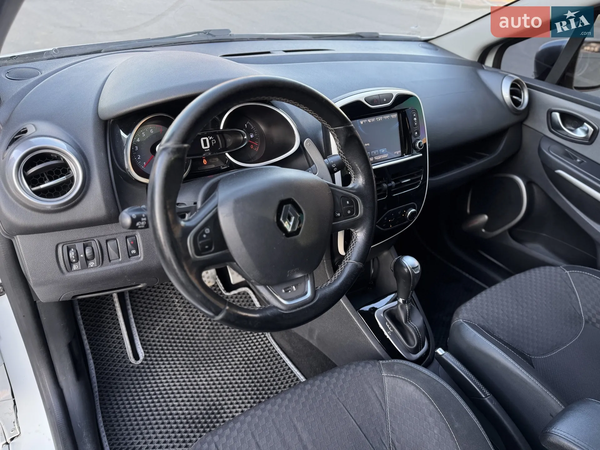 2015 Renault Clio - мініатюра 13