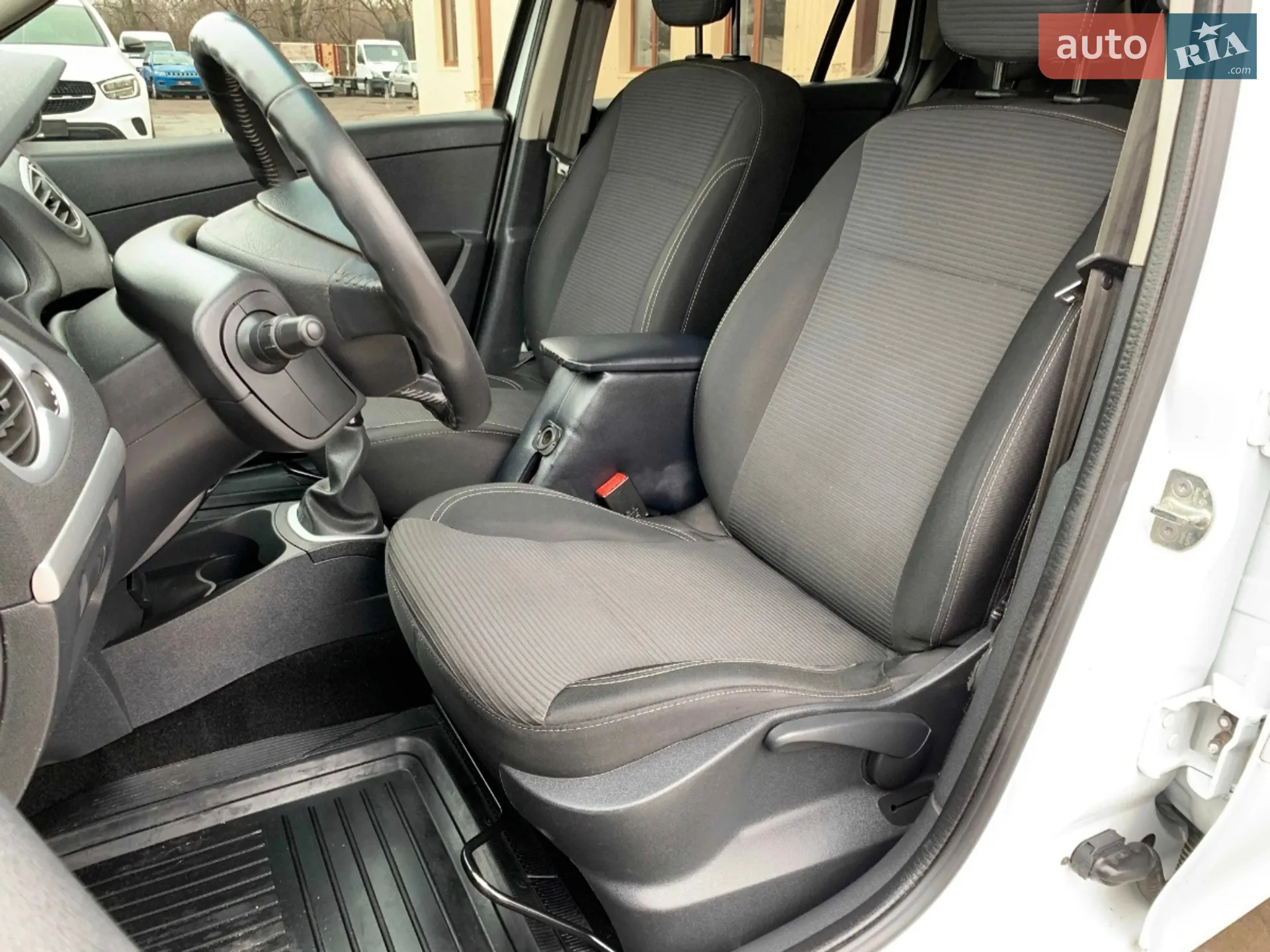 2012 Renault Clio - мініатюра 5