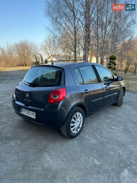 Хэтчбек Renault Clio 2007 в Хмельницком