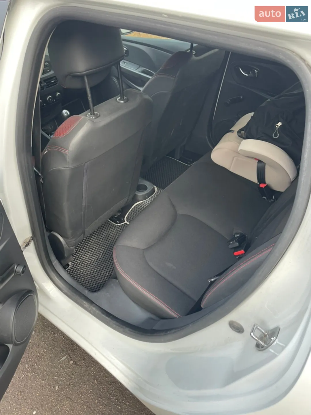 2014 Renault Clio - мініатюра 8