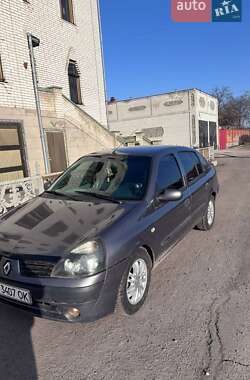 Седан Renault Clio 2005 в Сквире