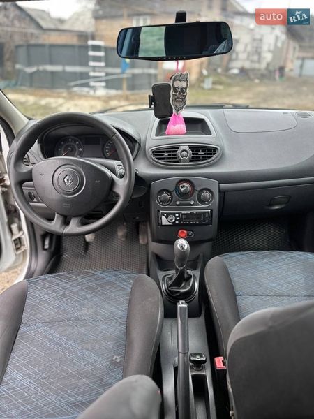 Хетчбек Renault Clio 2007 в Кропивницькому
