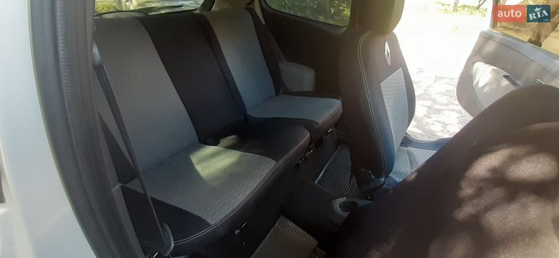 Хэтчбек Renault Clio 2010 в Одессе фото 9 Хэтчбек Renault Clio 2010 в Одессе
