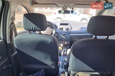 Хетчбек Renault Clio 2006 в Львові фото 8 Хетчбек Renault Clio 2006 в Львові