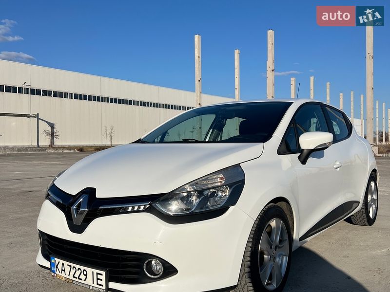 Хэтчбек Renault Clio 2016 в Коростене