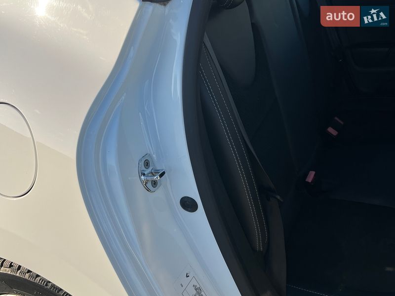 Хэтчбек Renault Clio 2016 в Коростене