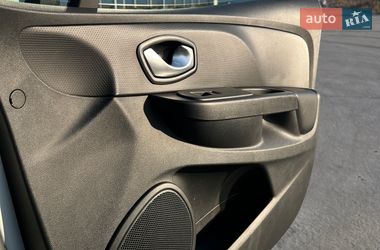 Хэтчбек Renault Clio 2016 в Коростене